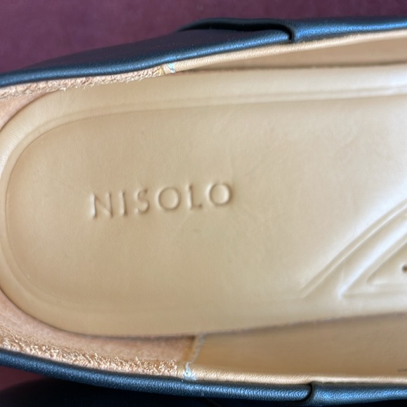 NWOB Nisolo Fiorela Black Block Heels
Size 8.5 - Picture 6 of 8